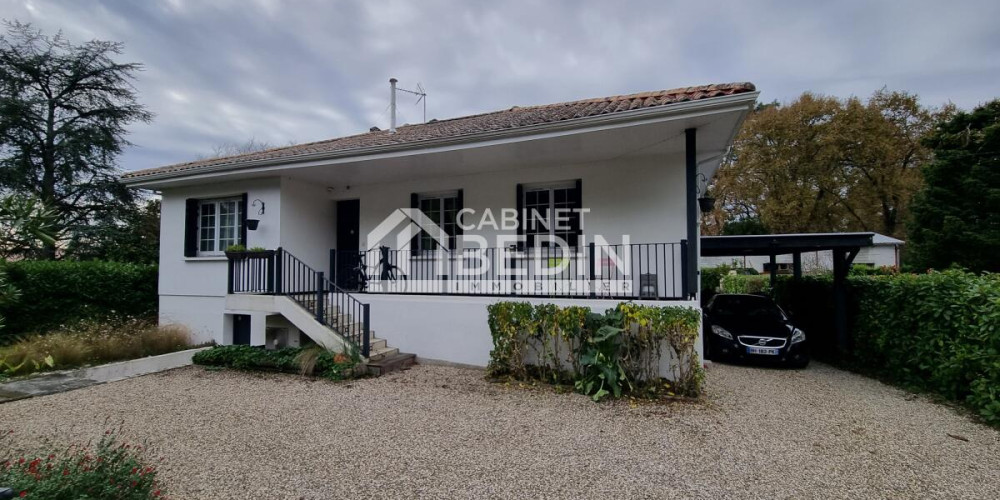 maison à LE TAILLAN MEDOC (33320)