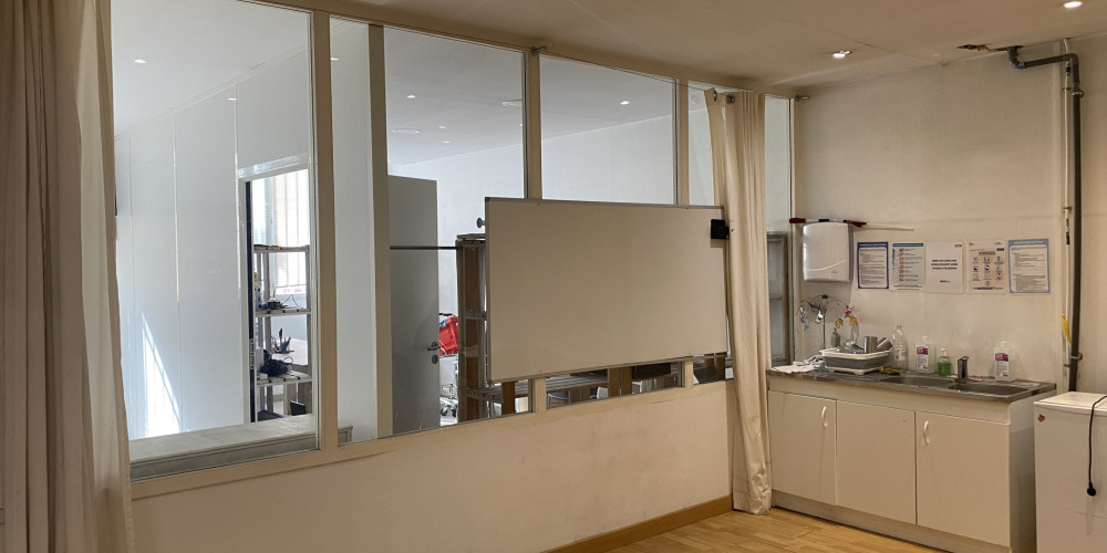 local industriel à BORDEAUX (33300)