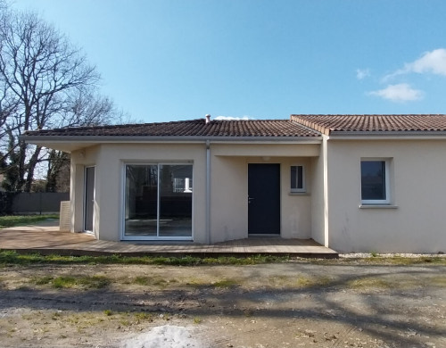 maison  VAYRES