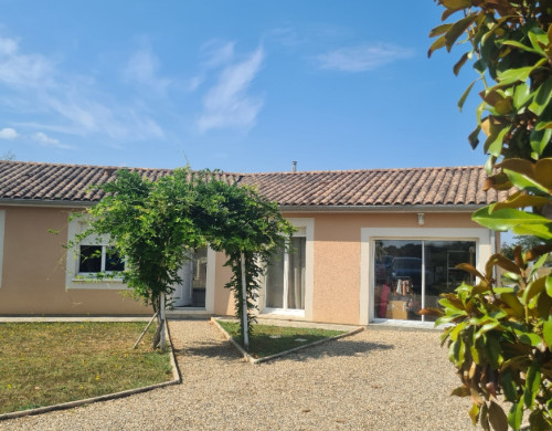 maison  PORCHERES