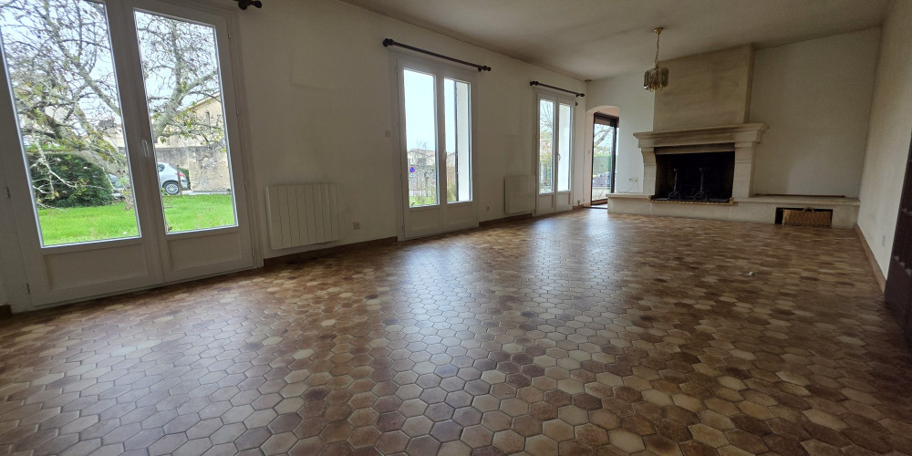 maison à CASTRES GIRONDE (33640)