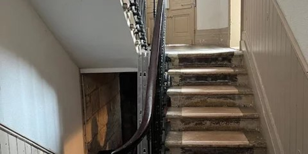 appartement à BORDEAUX (33800)