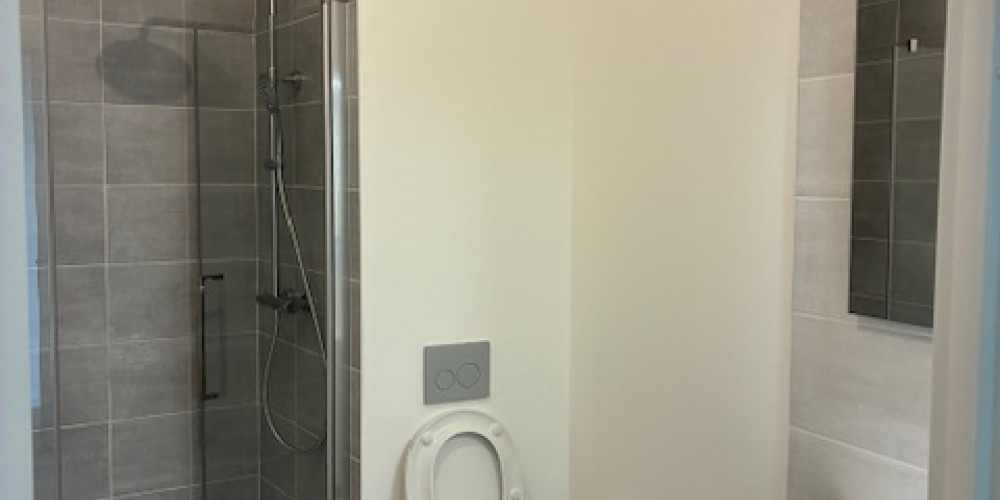 appartement à BORDEAUX (33800)