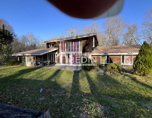 maison  LE PIAN MEDOC