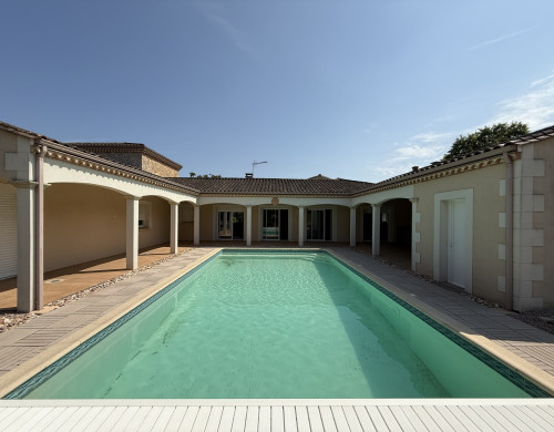 maison  AMBARES ET LAGRAVE