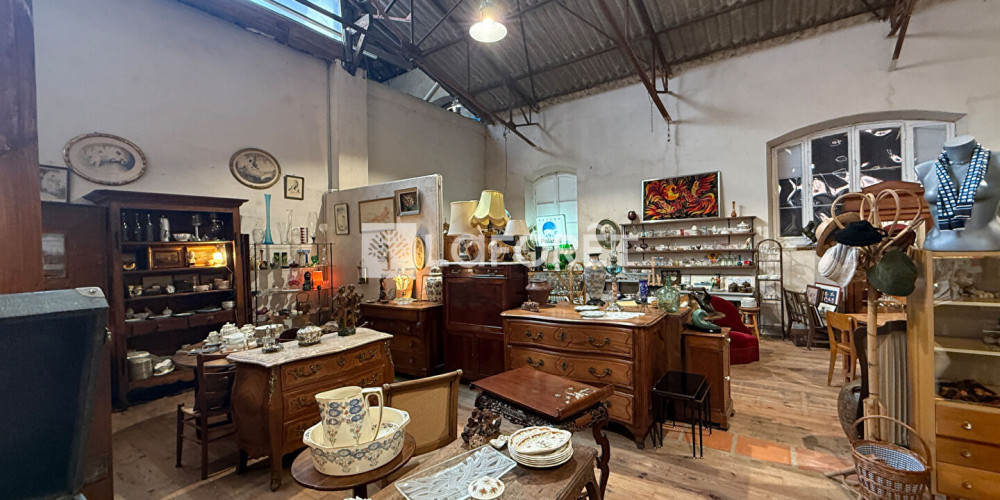 local commercial à PREIGNAC (33210)