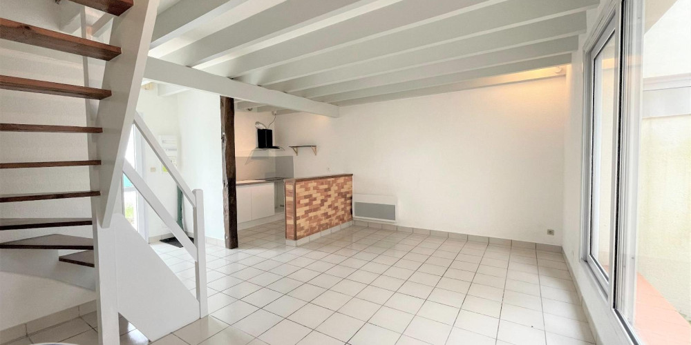 appartement à COUTRAS (33230)