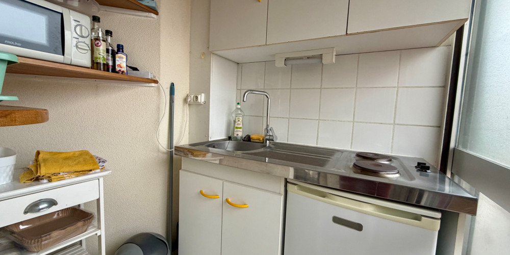 appartement à BORDEAUX (33800)