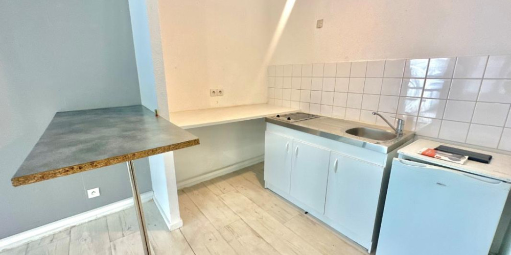 appartement à BORDEAUX (33800)