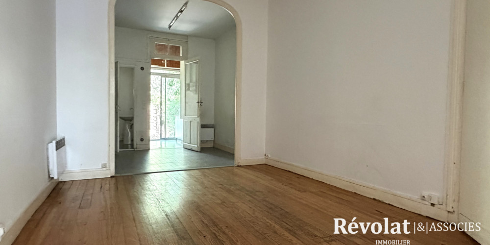 appartement à BORDEAUX (33800)