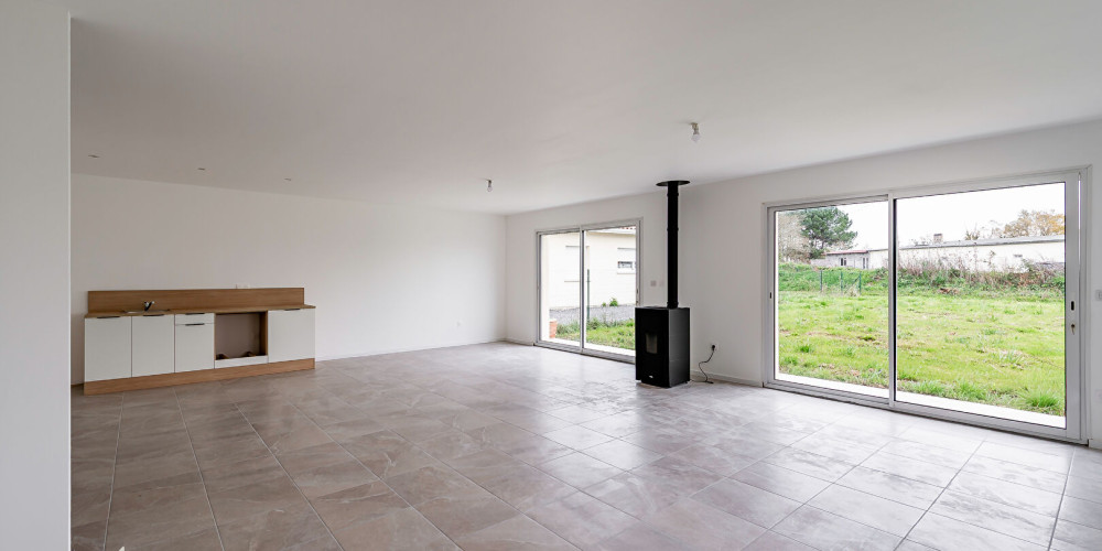 maison à MARSAS (33620)