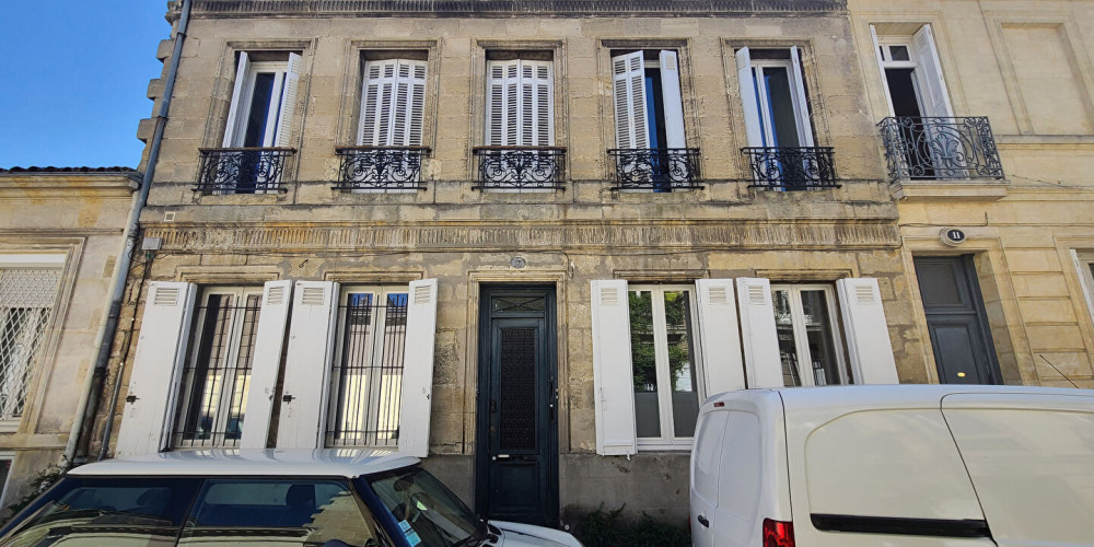 appartement à BORDEAUX (33000)