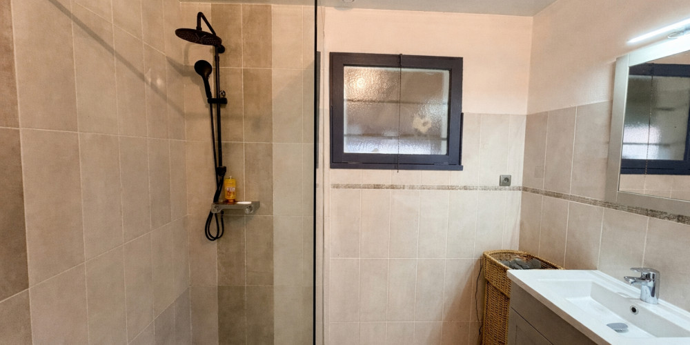 maison à ST MAGNE (33125)