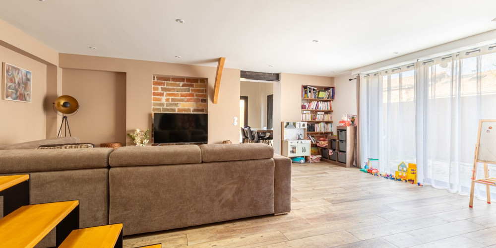 maison à BRACH (33480)