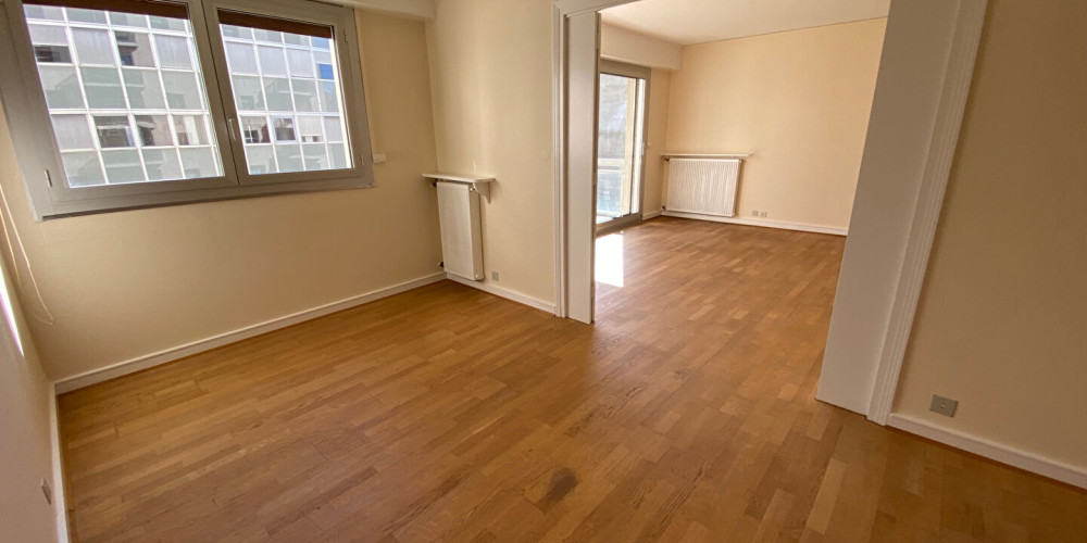 appartement à BORDEAUX (33000)