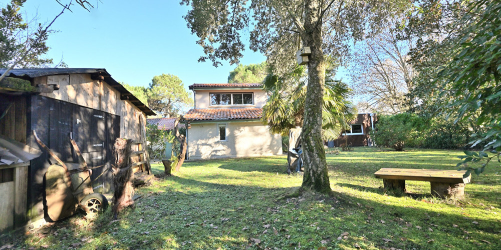 maison à PESSAC (33600)