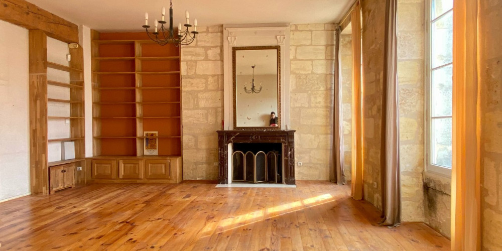 appartement à BORDEAUX (33800)