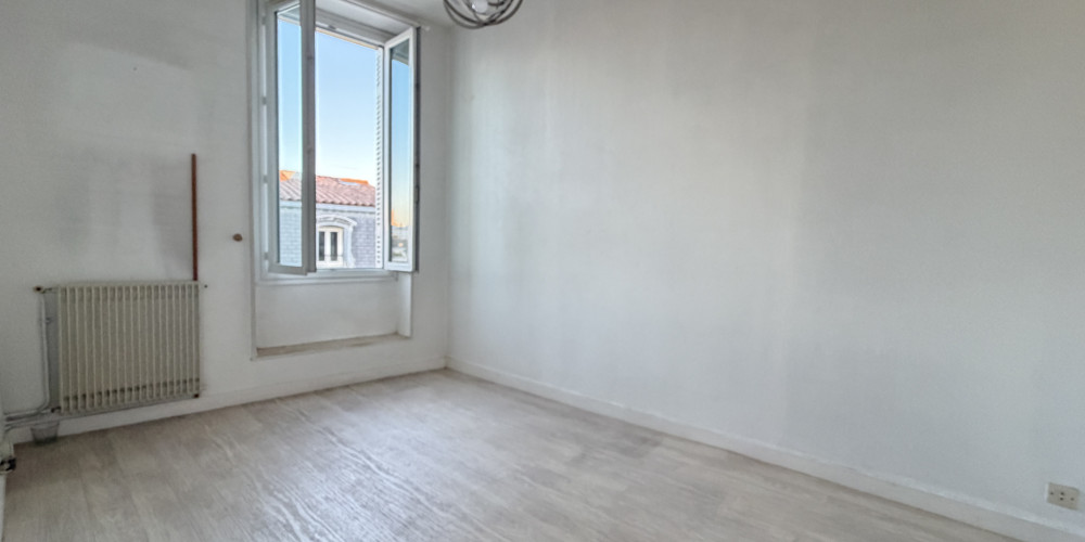 appartement à BORDEAUX (33000)