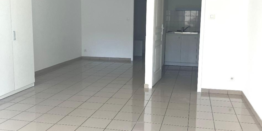 appartement à BORDEAUX (33800)