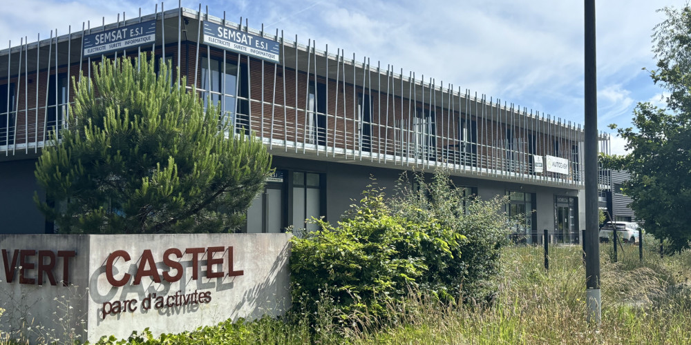 local commercial à MERIGNAC (33700)