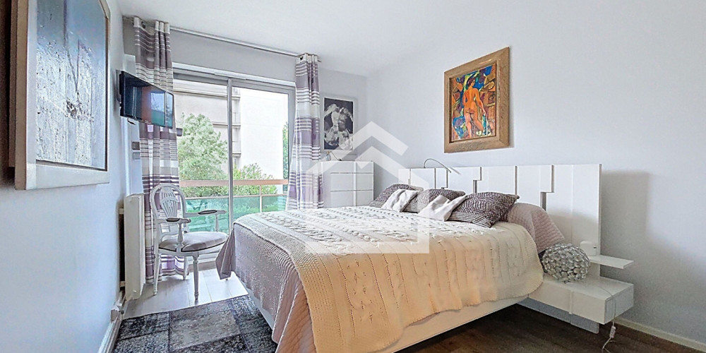 appartement à BORDEAUX (33200)