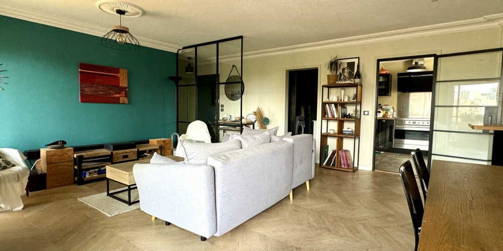 appartement à BORDEAUX (33000)