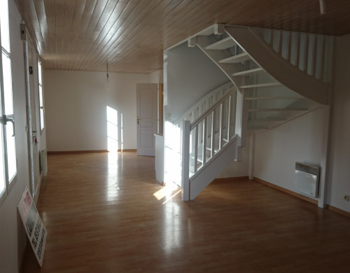 maison  ST JEAN DE BLAIGNAC