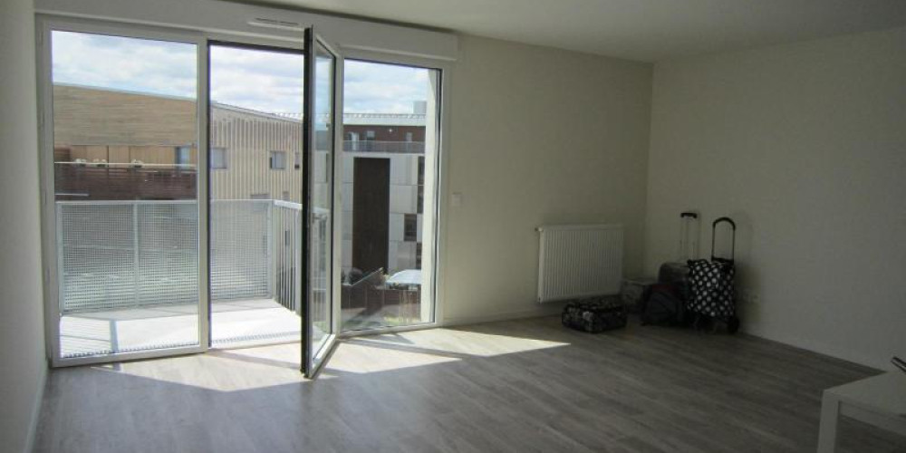 appartement à BORDEAUX (33300)