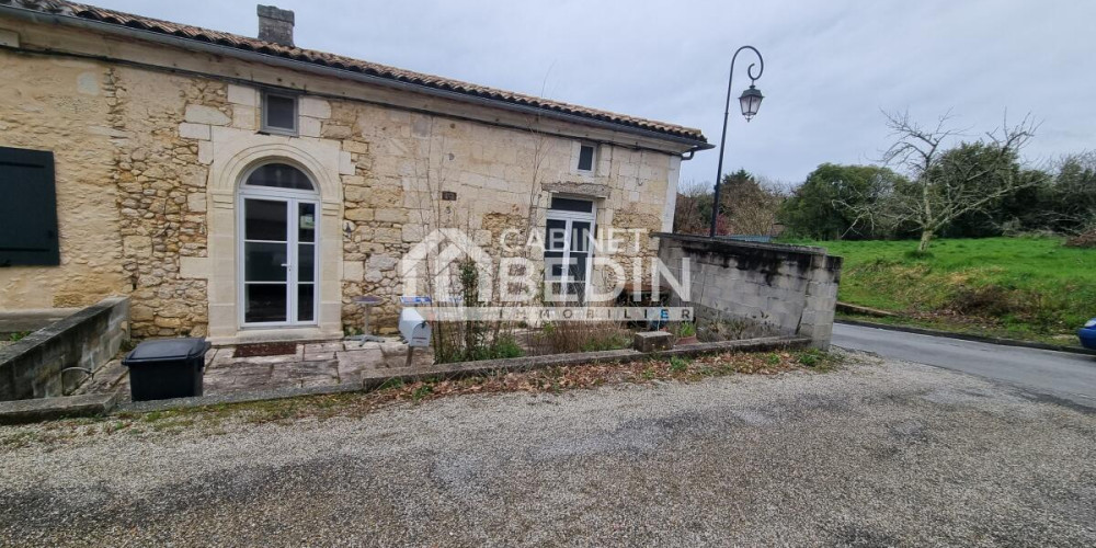 maison à LA SAUVE (33670)