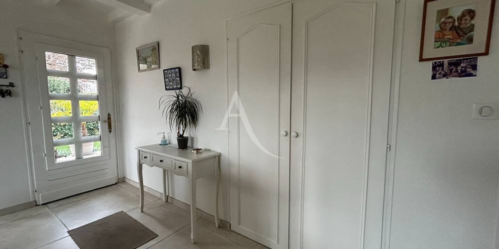 maison à LE TAILLAN MEDOC (33320)