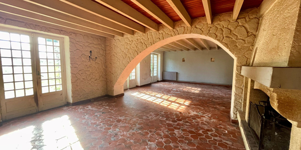maison à ST TROJAN (33710)