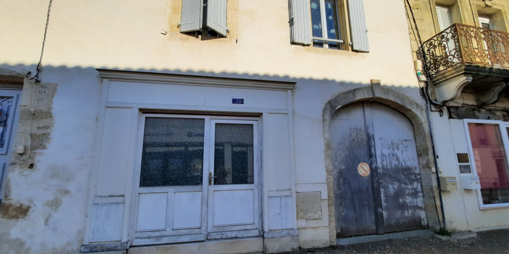 immeuble à SAUVETERRE DE GUYENNE (33540)