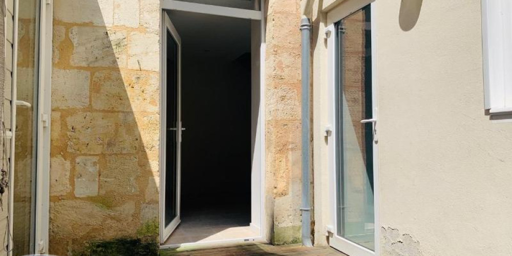 local commercial à BORDEAUX (33000)