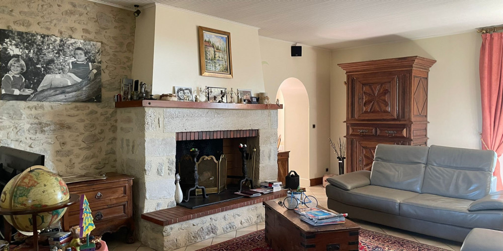 maison à LA REOLE (33190)