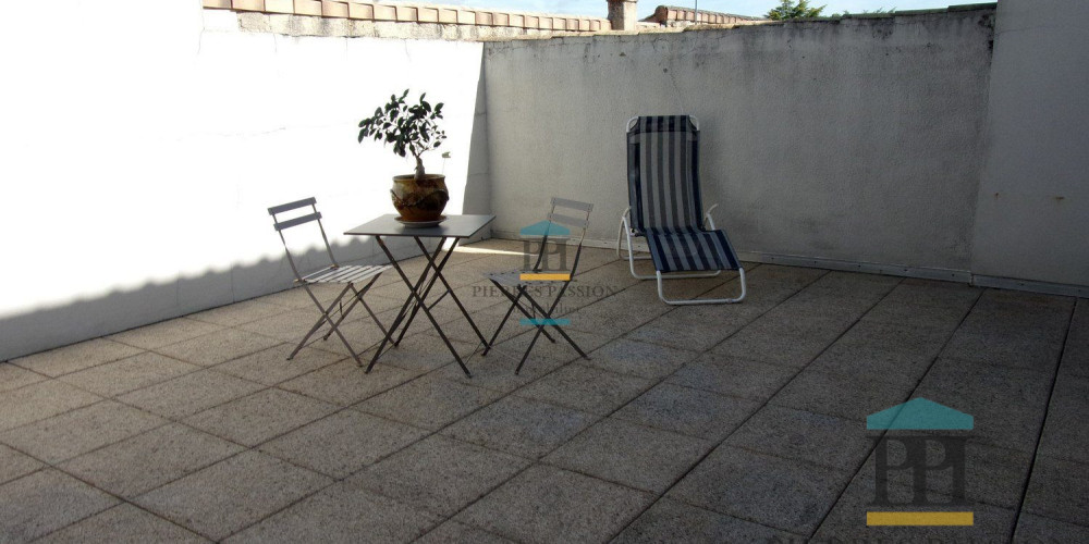 appartement à PODENSAC (33720)