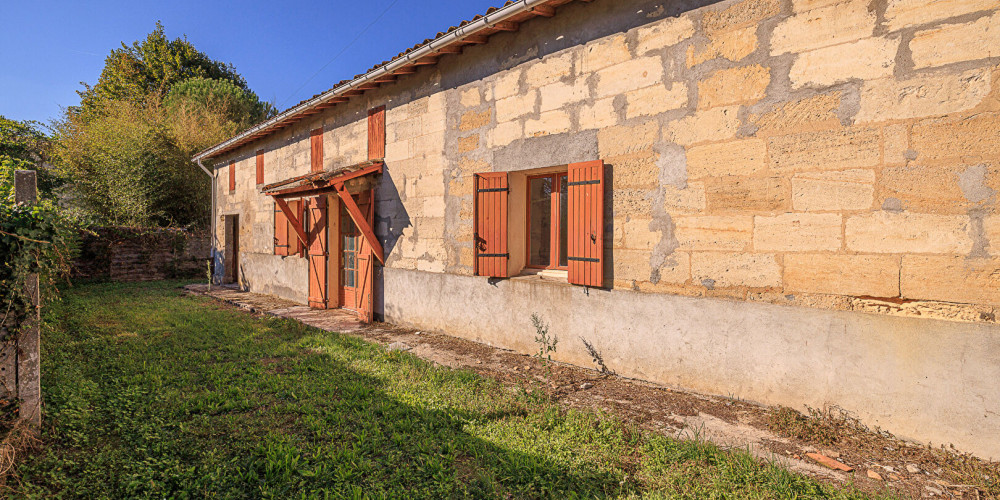 maison à ST DENIS DE PILE (33910)