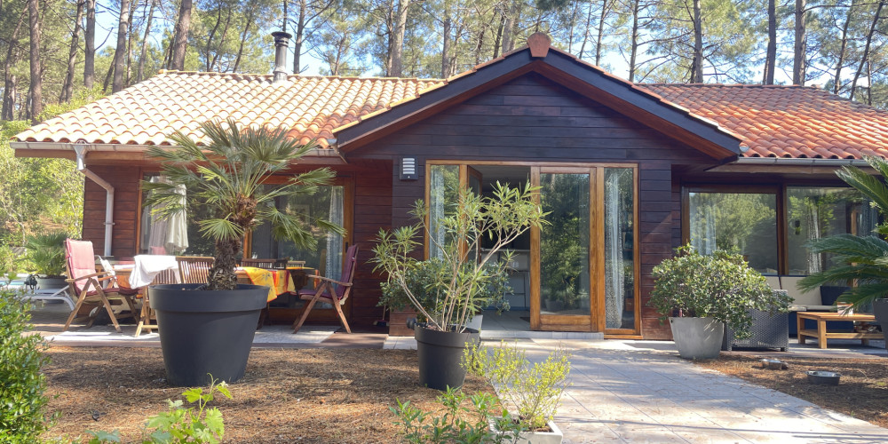 maison à LACANAU (33680)