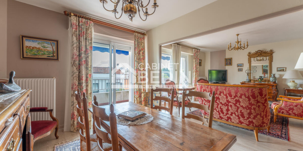 appartement à BORDEAUX (33200)