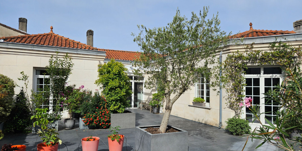 maison à BORDEAUX (33800)