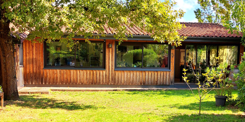 maison à IZON (33450)