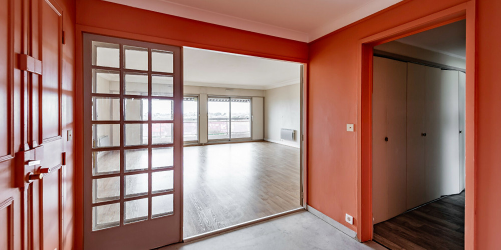 appartement à BORDEAUX (33000)