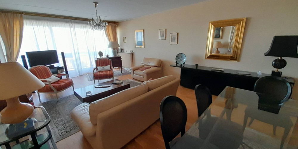 appartement à BORDEAUX (33000)