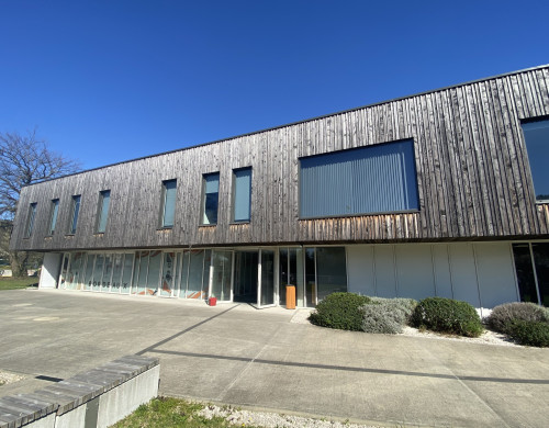 local industriel  MERIGNAC