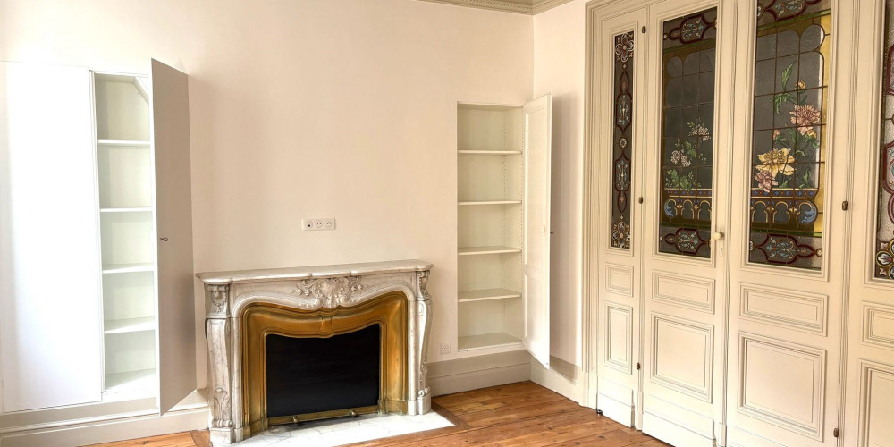 appartement à BORDEAUX (33000)