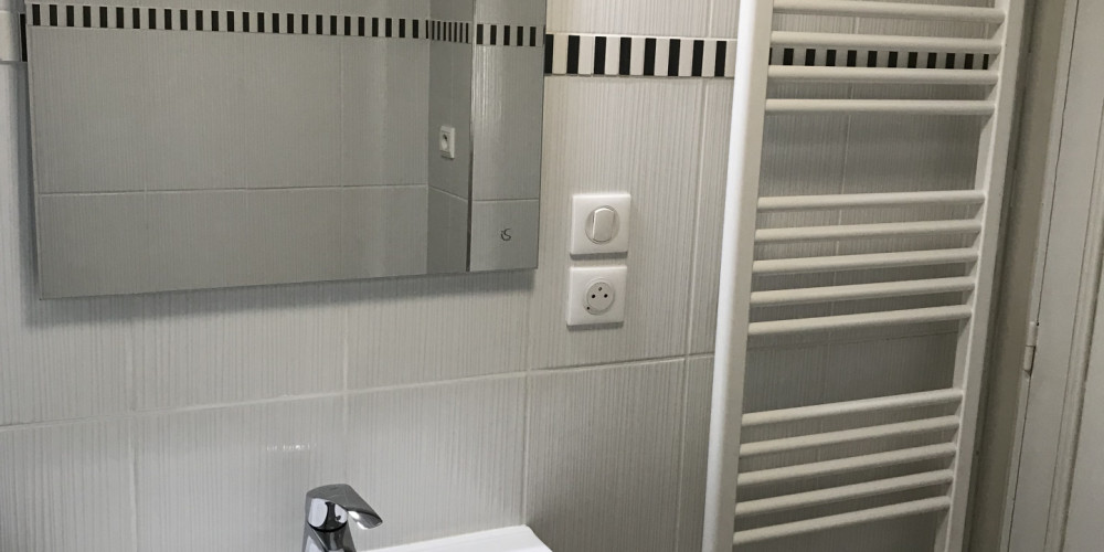 appartement à BORDEAUX (33000)