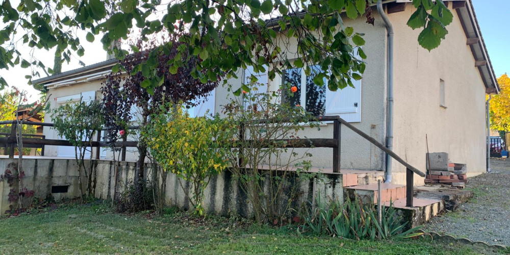 maison à SAUVETERRE DE GUYENNE (33540)