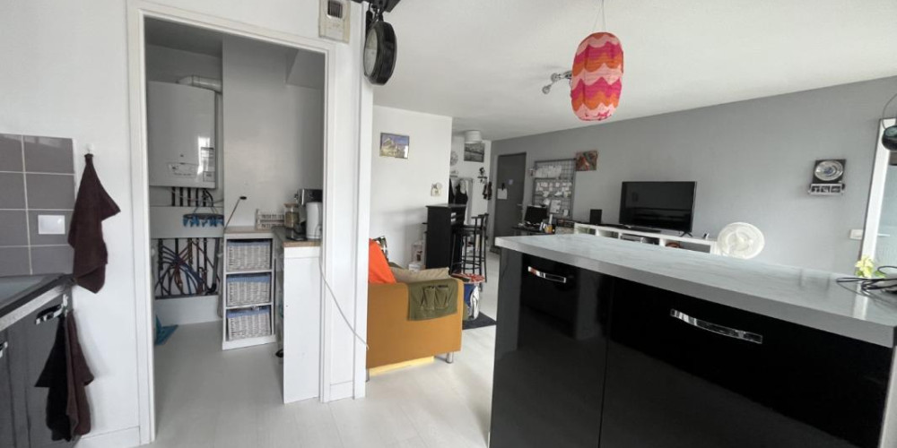appartement à BORDEAUX (33800)