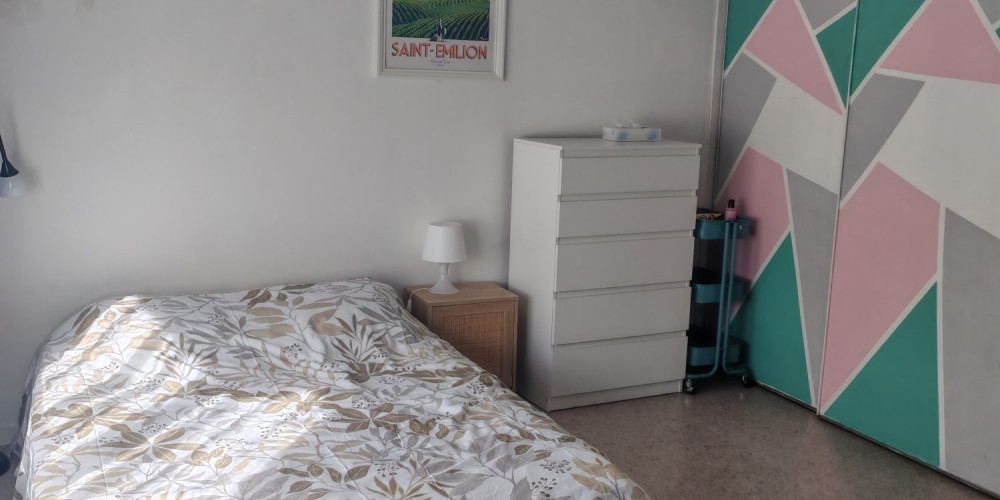 appartement à BORDEAUX (33800)