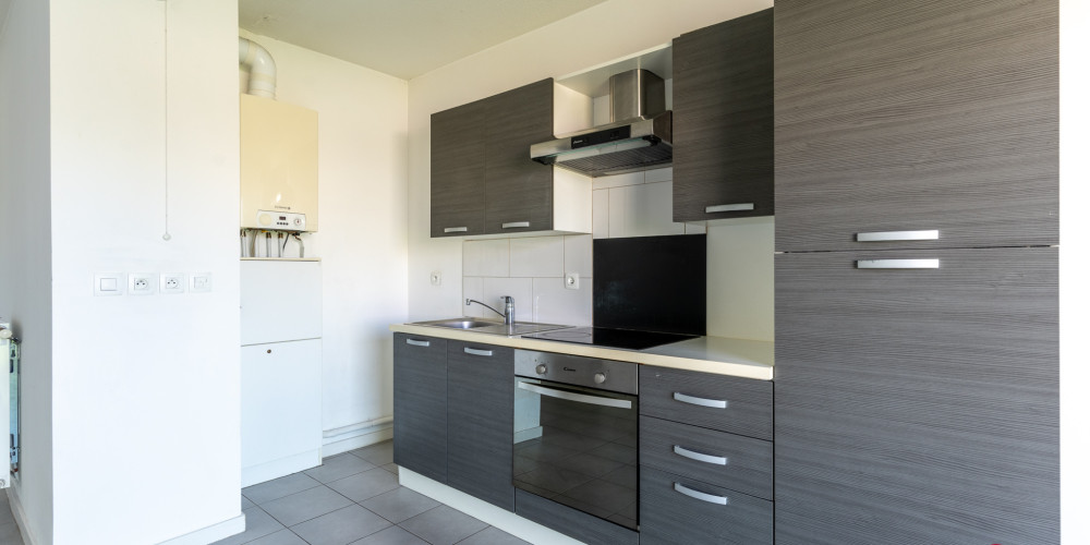 appartement à BORDEAUX (33300)
