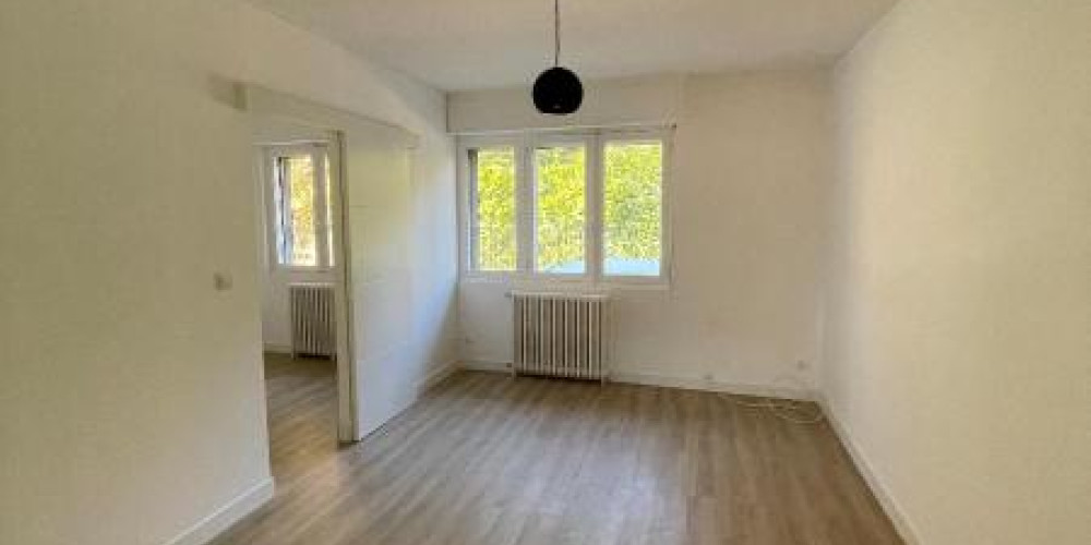 appartement à BORDEAUX (33200)